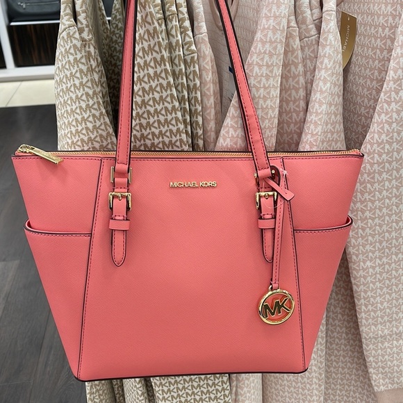 MICHAEL KORS Charlotte Large Leather Top-Zip Tote
Tea Rose - Picture 16 of 16